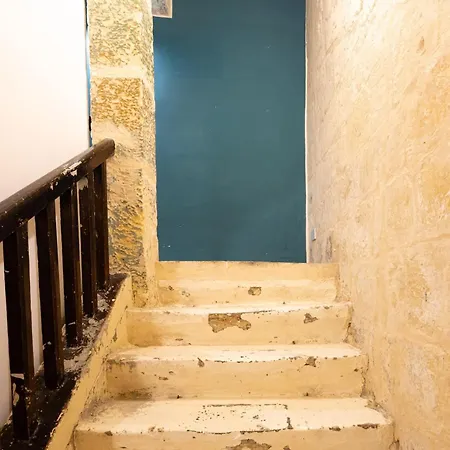 Appartamento Bnbnova - Historic 2ba Duplex La Valletta
