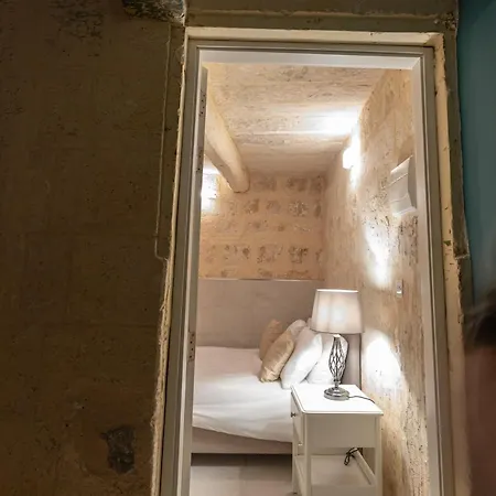 Bnbnova - Historic 2ba Duplex * La Valletta
